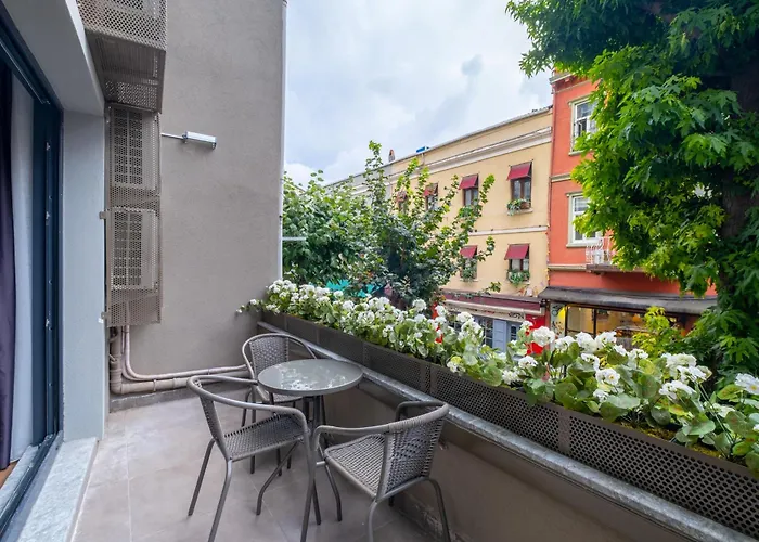 Mayer Tomtom Park Апартаменты Стамбул