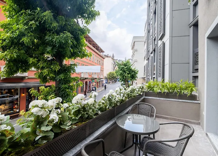 Mayer Tomtom Park Апартаменты